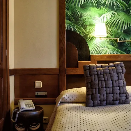 Maria Luisa Hotel