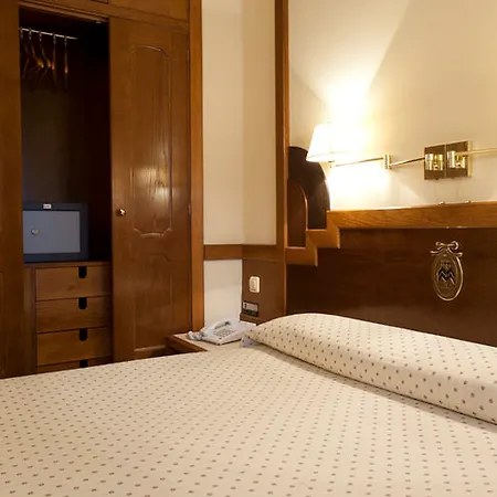 Maria Luisa Hotel 3*