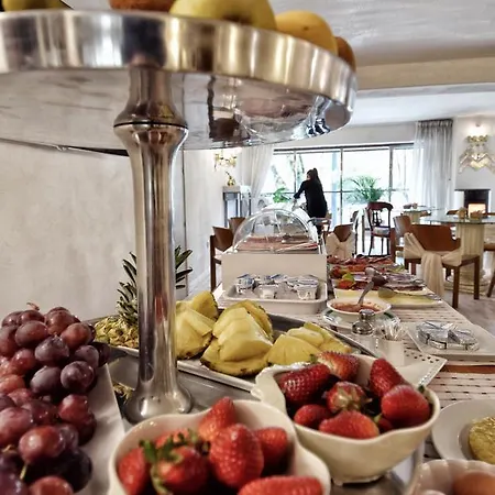 Hotel Maria Luisa 3*